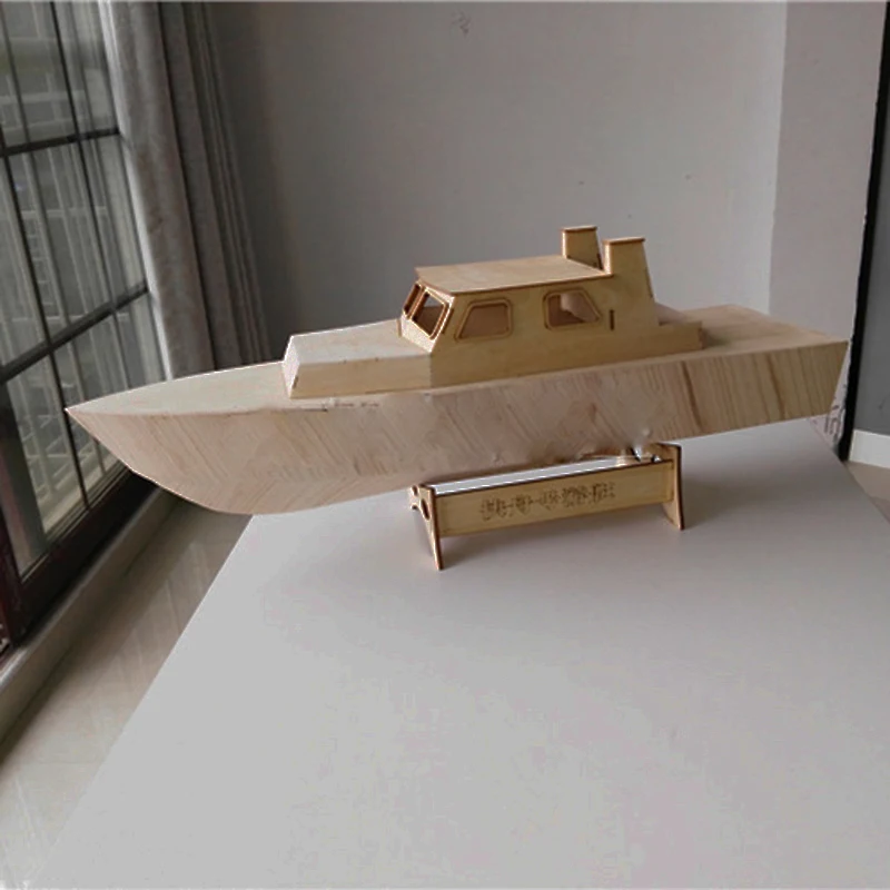 مجموعة نماذج القارب المجمعة Ku - مراجعة Model Kit Yacht وسعره
